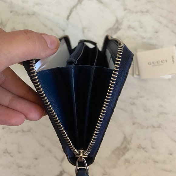 GUCCI Blue Ny Yankee Wallet - Picture 10 of 11